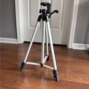 Lightweight Camera Tripod in Silver and Black